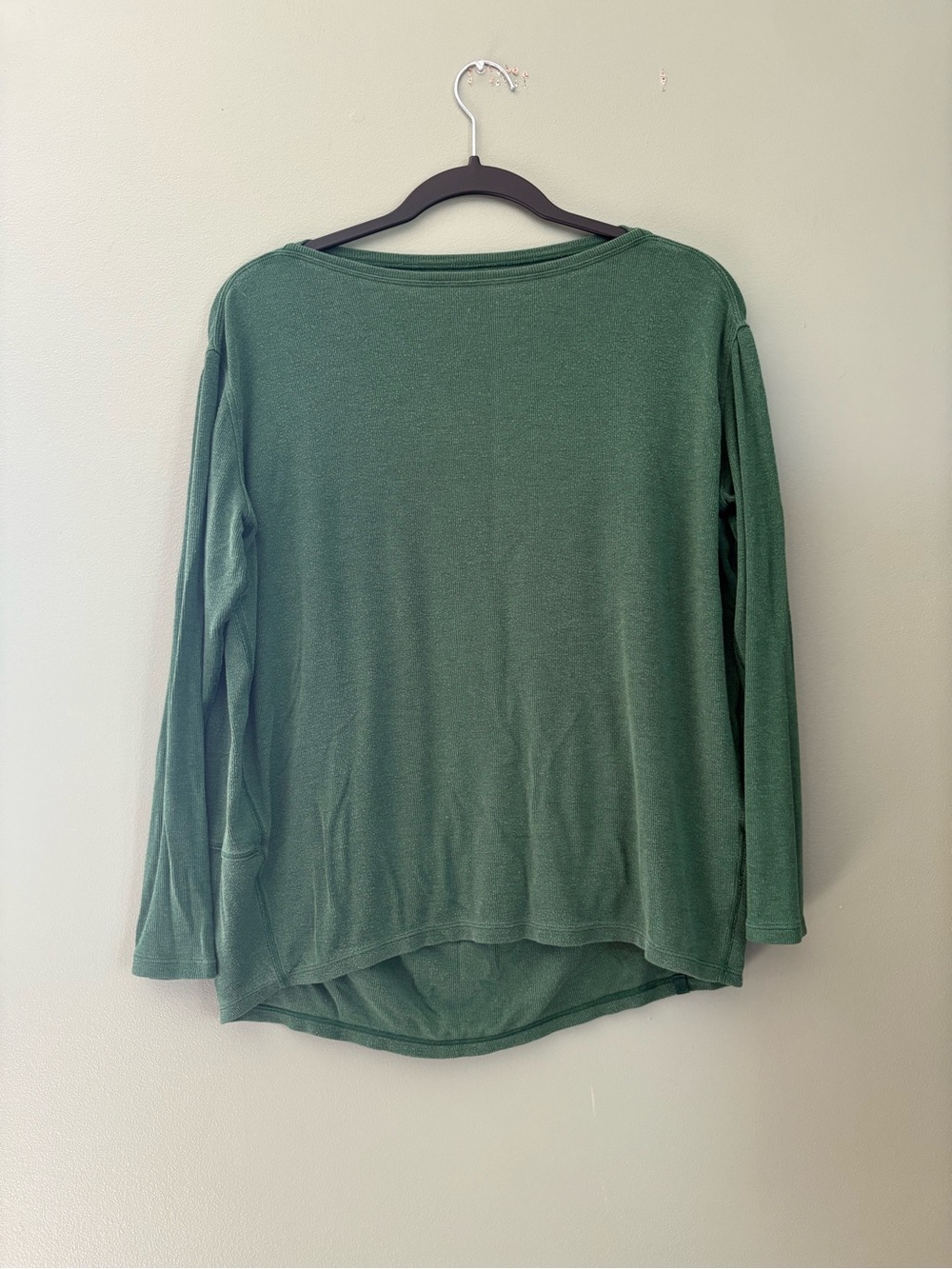 Lululemon Back in Action Ribbed Long Sleeve Shirt
Heathered Everglade Green
